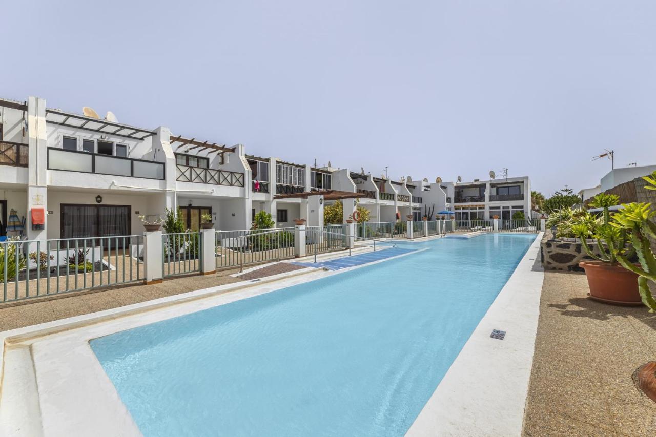 Hola Arnage Pool View Apartman Puerto del Carmen  Kültér fotó