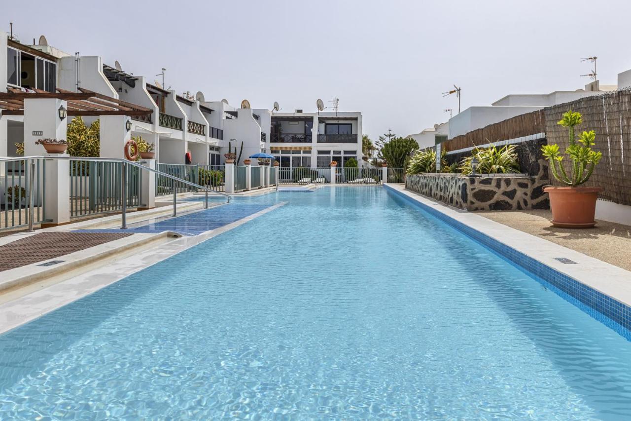 Hola Arnage Pool View Apartman Puerto del Carmen  Kültér fotó